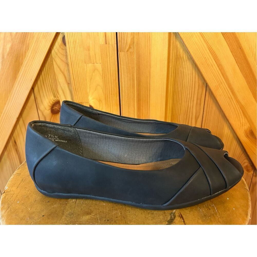 Baretraps Jasmyn Black Size 7.5M Open Toe